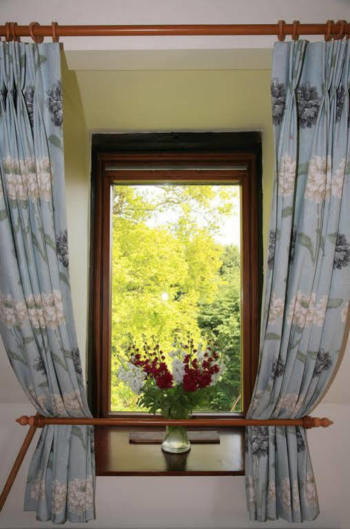 Bishopsdale Oast Bed & Breakfast Ashford  Bagian luar foto