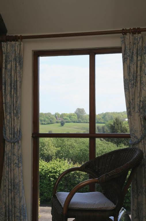 Bishopsdale Oast Bed & Breakfast Ashford  Bagian luar foto